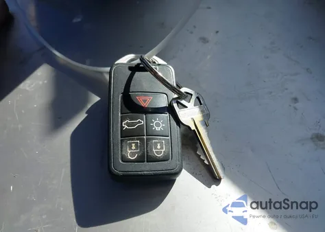 2013 Volvo S60 T5/T5 Platinum/T5 Premier/T5 Premier Plus z USA, uszkodzony, nr VIN YV1612FS9D1231260